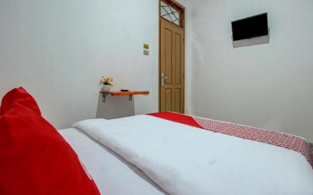 OYO 90224 Palembang Residence