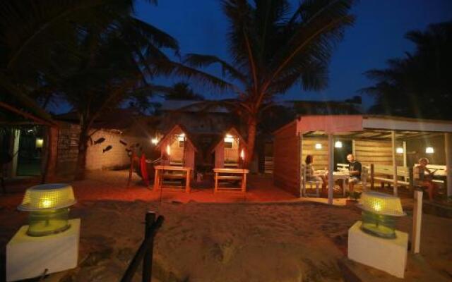 Sadun 75, (Beach camp)