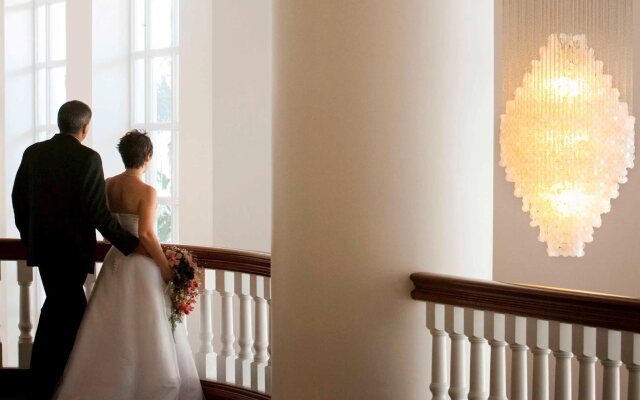 Pullman Cairns International