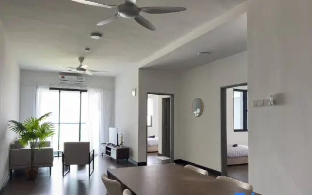 Vista Bangi Service Apartment A by Favspace
