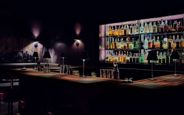 Neptune, an Ash Hotel