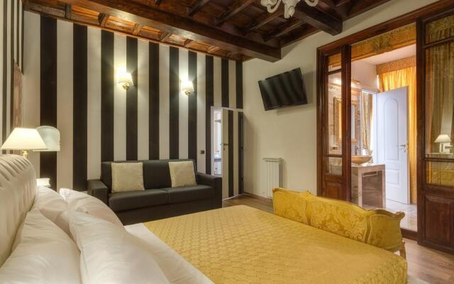 Trevi Fountain Luxury Home