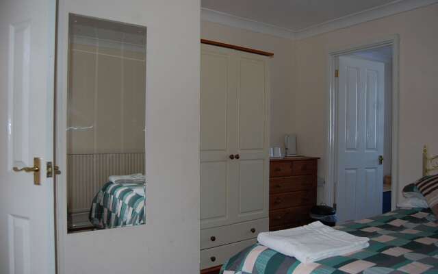 Weatherbury Hotel
