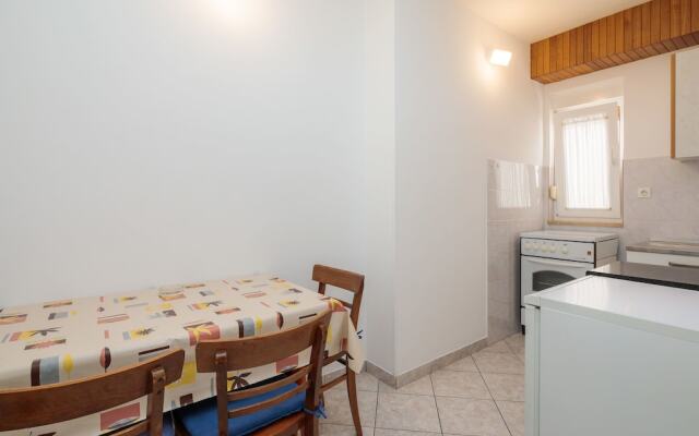 Apartments and Rooms Denis