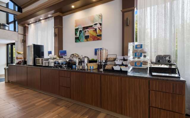 Best Western Hampton Coliseum Inn