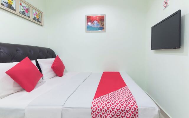 OYO 444 KL Empire Hotel