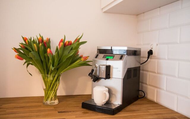 Apartament F&J