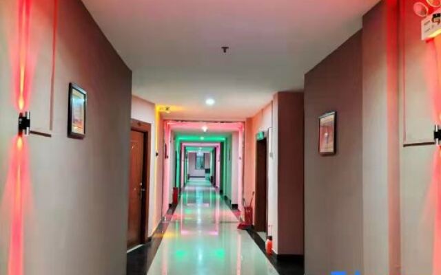 Shanghai Yuanxiang Lake Business Hotel