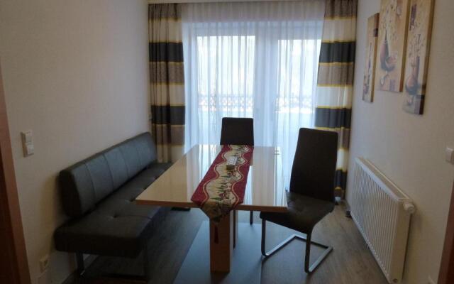 Ferienhaus u. Appartement Knauss