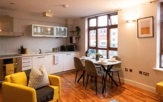 Modern Luxury 2 Bed Apartment