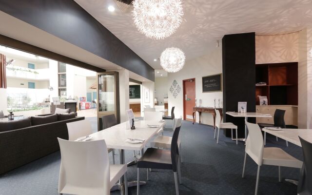 Atrium Hotel Mandurah