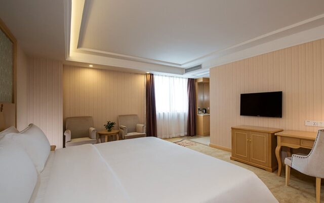 Vienna Hotel Shenzhen East Railway Station Branch