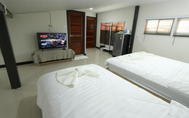 Baanrao Bangson Apartment  5th floor (No Lift)
