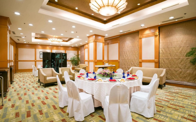 Ramada Plaza by Wyndham Shanghai Pudong Airport