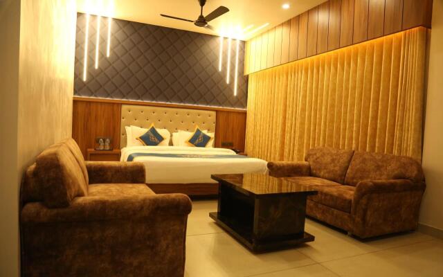 Hotel Holiston