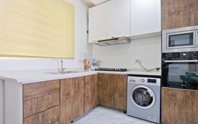 Luxury 2bedroom apartment with pool
