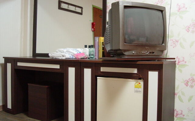 Goodstay Saewha Hostel