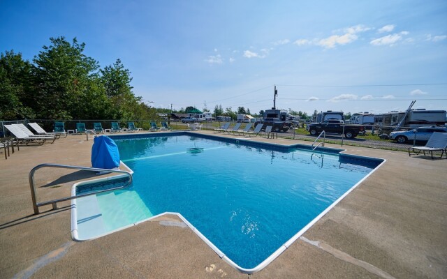 Narrows Too Camping Resort