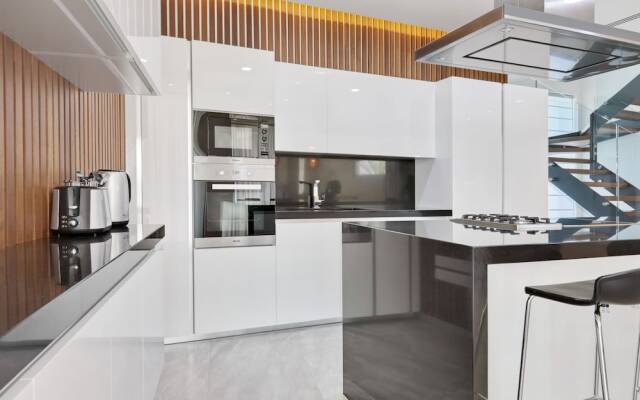 Vivo Mare Elite Luxury Home 5 Bedrooms