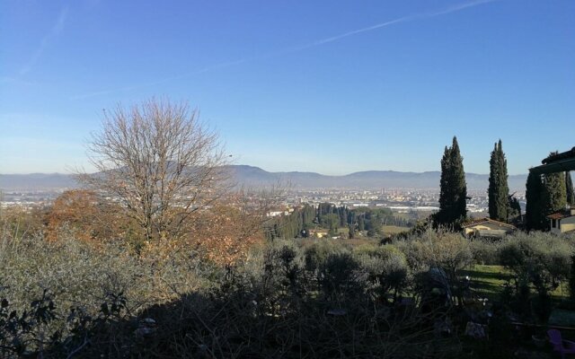 Cosy Apartment on the Hills of Florence With Panoramic View and Private Pool