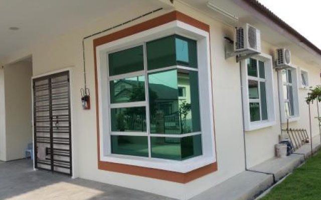 Title Homestay Melaka, Nearby Water Theme Park, Safari, Old West