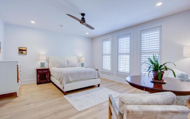 The Charleston Chestnut Mansion