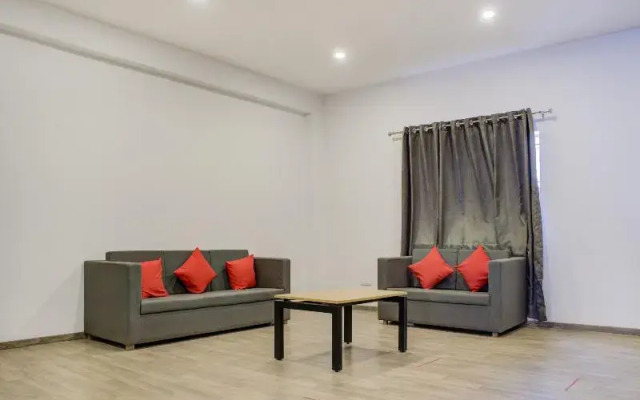 Oyo 385 Townhouse Navya International Ramamurthy N