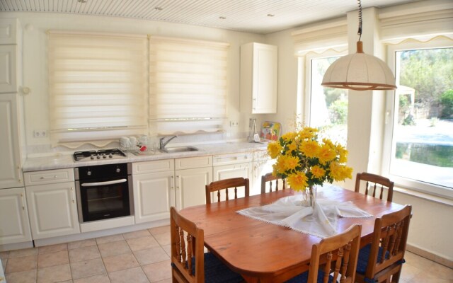 Villa Kismet by Turkish Lettings