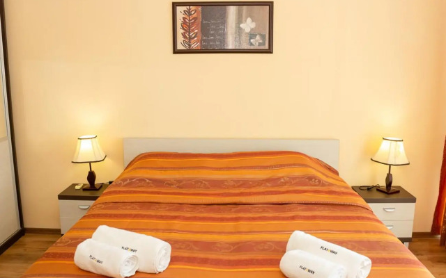 Cozy 1BD Apartment with a Spacious Terrace