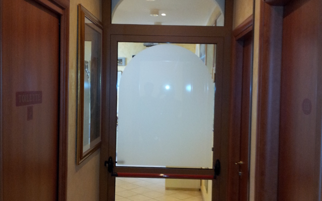 Hotel Arco Romana
