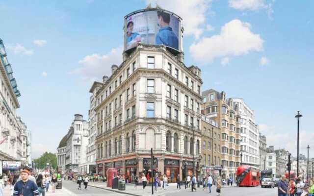 Piccadilly Circus Apartments