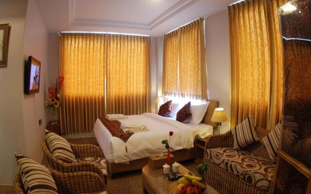 Holiday Hotel Yangon