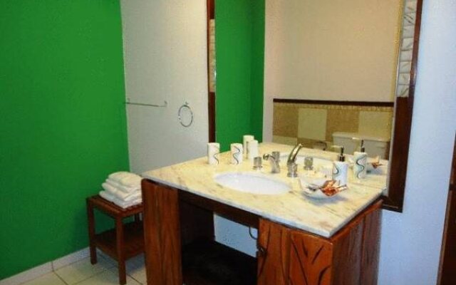 Passaros Suite Hotel