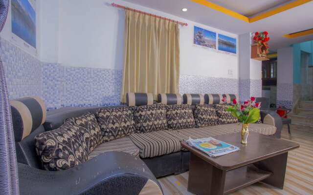 OYO 243 Saypatri Guest House