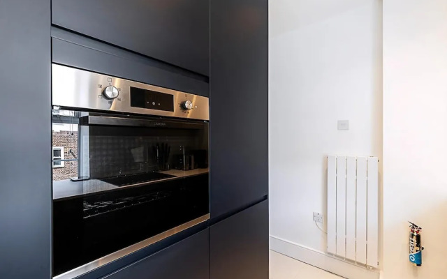 Stylish East London Flat Near Spitalfields Market