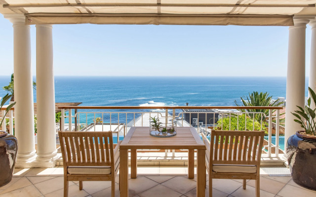 Compass House Boutique Hotel