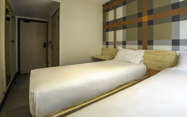 easyHotel Marseille Euromed