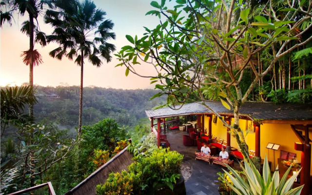 Jungle Retreat by Kupu Kupu Barong