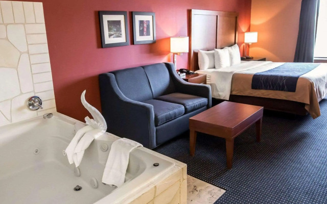 Comfort Inn Crystal Lake - Algonquin