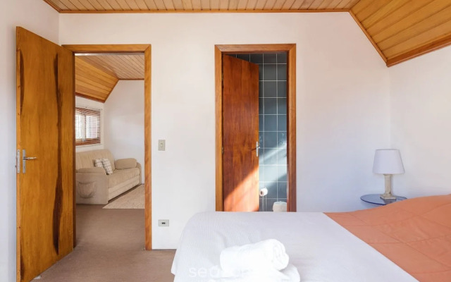 Large House W/fireplace in Campos do Jordao Ras175