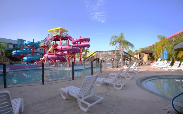 Ramada by Wyndham Hotel & Water Park