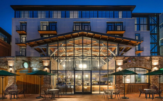 JW Marriott Savannah Plant Riverside District