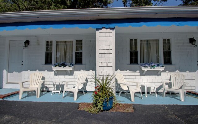 Sandy Neck Motel