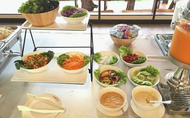 Chatnipa Beach Resort