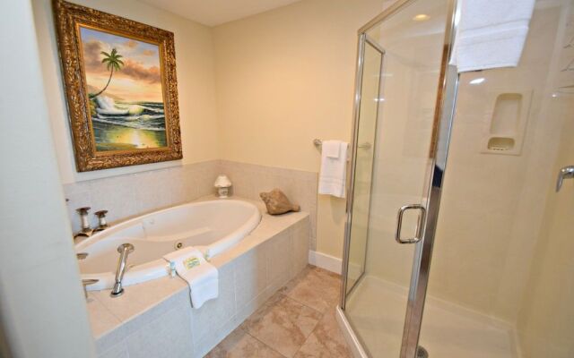 Island Tower 703 by RedAwning