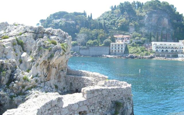 Lucia's House Taormina's Bay