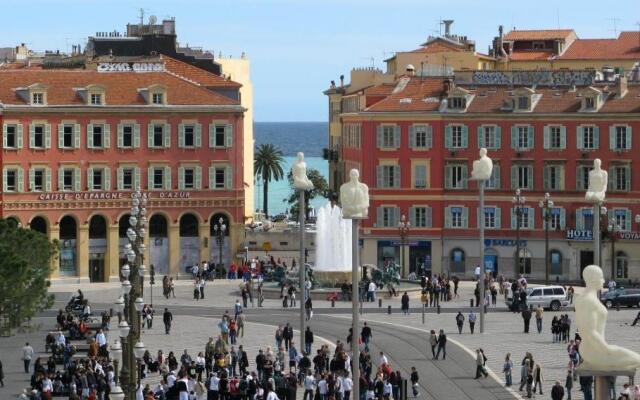 LOCATION VACANCES NICE - Appartements Nice Centre Carré d’Or
