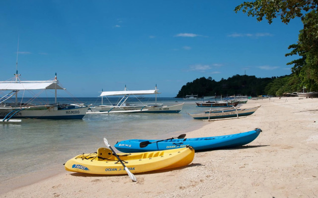 Easy Diving and Beach Resort