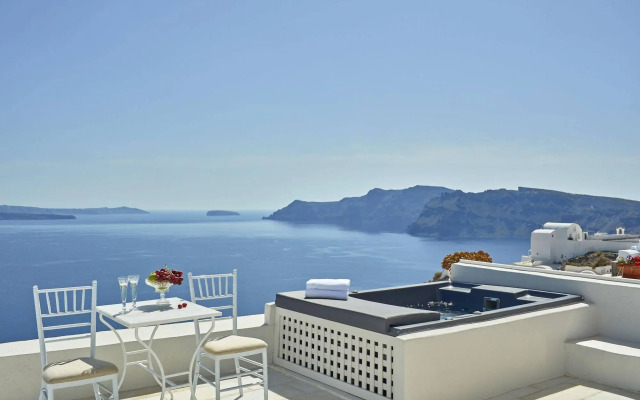 La Maltese Oia