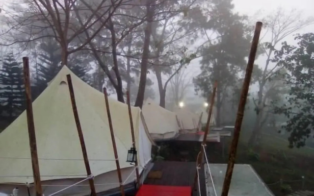 Red Z Cool Mountain Resort